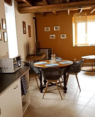 Du Pré Hébergement de vacances Gorron